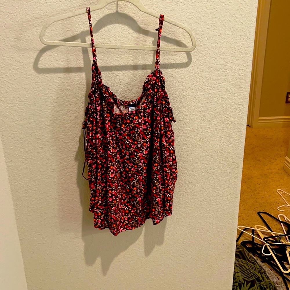Spaghetti strap top floral
